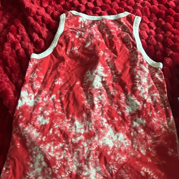 Beachy - Picture 2 of 2